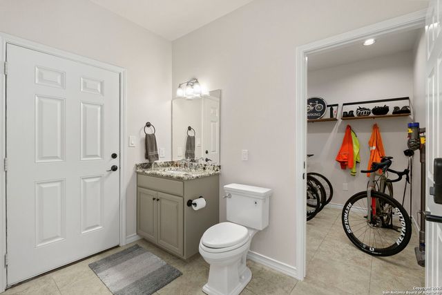 8532 Alydar Cir, Boerne, TX 78015