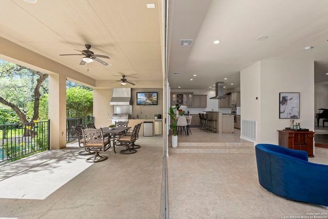 8532 Alydar Cir, Boerne, TX 78015