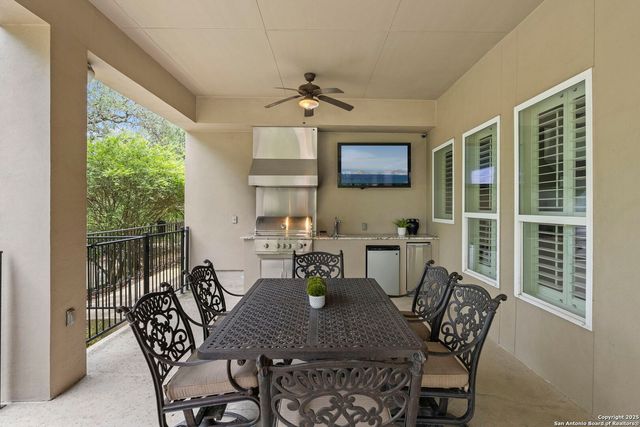 8532 Alydar Cir, Boerne, TX 78015