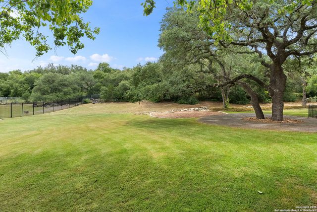 8532 Alydar Cir, Boerne, TX 78015