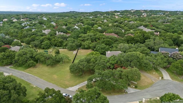 8532 Alydar Cir, Boerne, TX 78015
