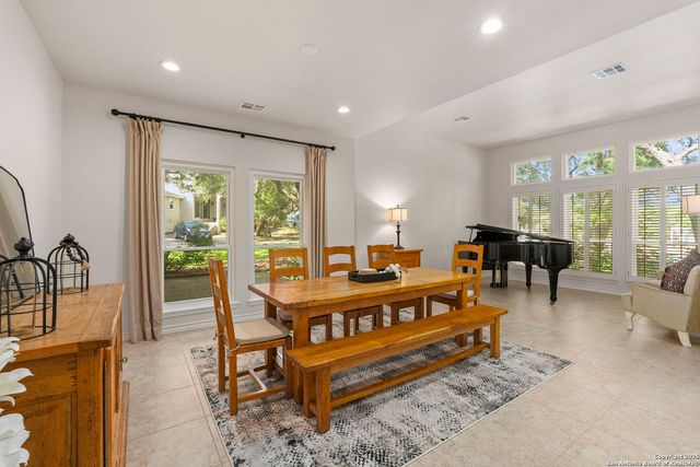 8532 Alydar Cir, Boerne, TX 78015