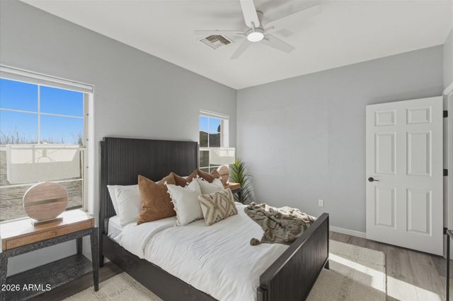 3935 E ROUGH RIDER Road 1156, Phoenix, AZ 85050