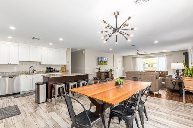 8511 E Roanoke Avenue, Scottsdale, AZ 85257