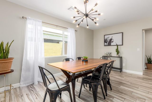8511 E Roanoke Avenue, Scottsdale, AZ 85257