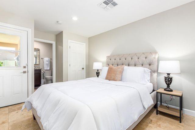 8511 E Roanoke Avenue, Scottsdale, AZ 85257