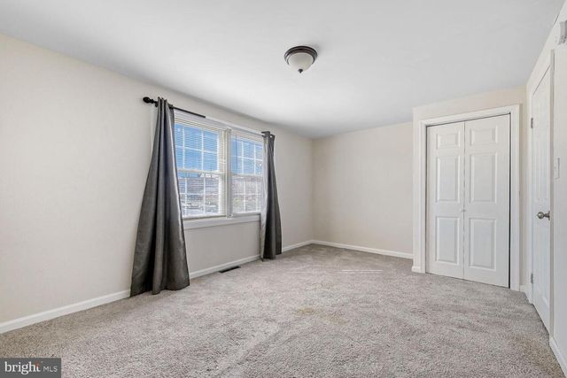 8002 LANSDALE RD, Baltimore, MD 21224