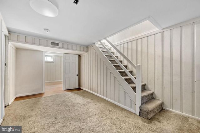 8002 LANSDALE RD, Baltimore, MD 21224