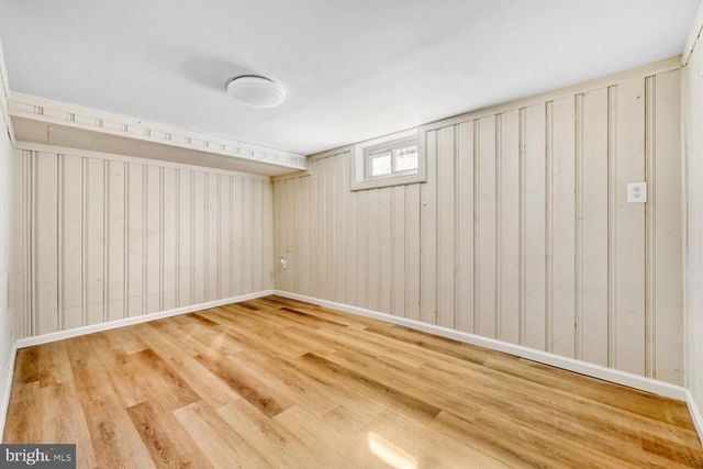 8002 LANSDALE RD, Baltimore, MD 21224