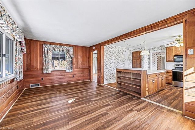 5512 Winona Street, Winston-salem, NC 27106