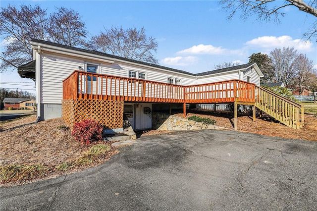 5512 Winona Street, Winston-salem, NC 27106