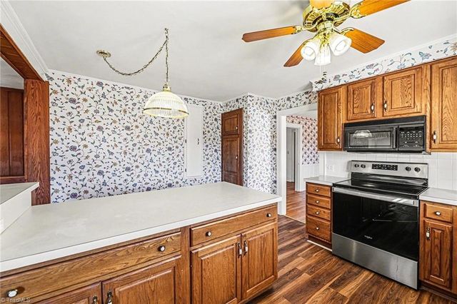 5512 Winona Street, Winston-salem, NC 27106