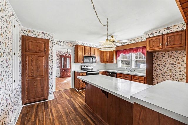 5512 Winona Street, Winston-salem, NC 27106