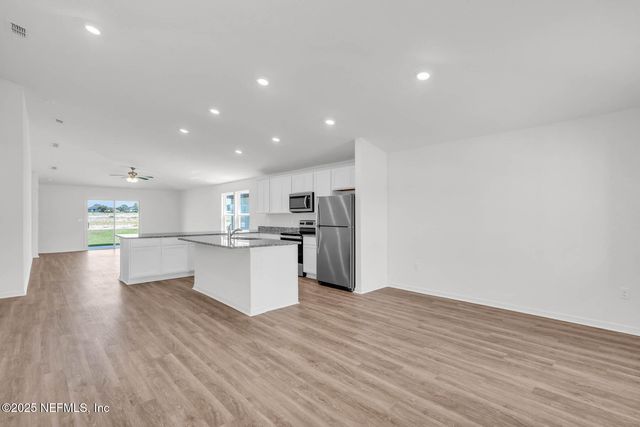 6943 CANOE BIRCH Road, Jacksonville, FL 32219