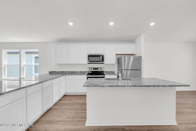 6943 CANOE BIRCH Road, Jacksonville, FL 32219