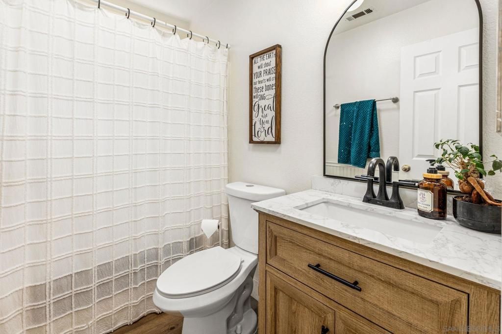 Image 16 of property listing at 1616 Gold Run Rd, San Diego, CA 91913