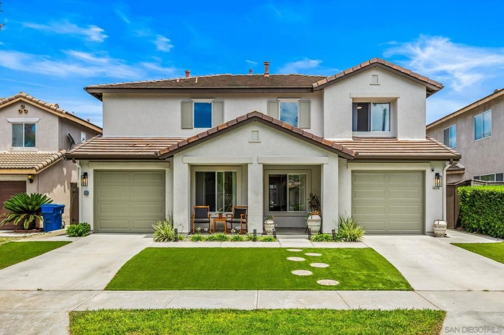 Image 2 of property listing at 1616 Gold Run Rd, San Diego, CA 91913