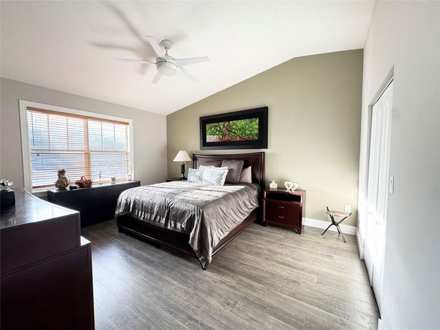 303 SE 22 Street 303, Fort Lauderdale, FL 33316