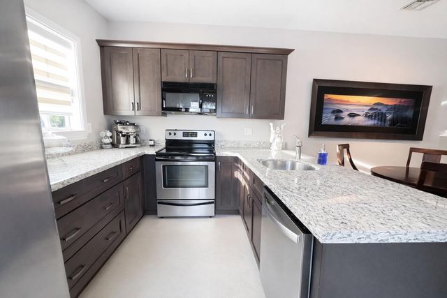 303 SE 22 Street 303, Fort Lauderdale, FL 33316