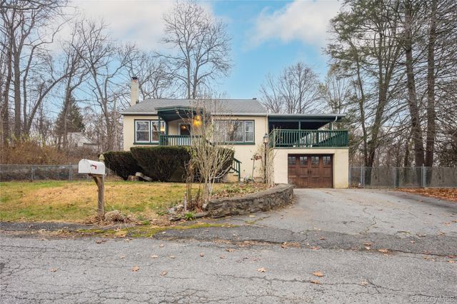 7 Venice Road, Patterson, NY 12563