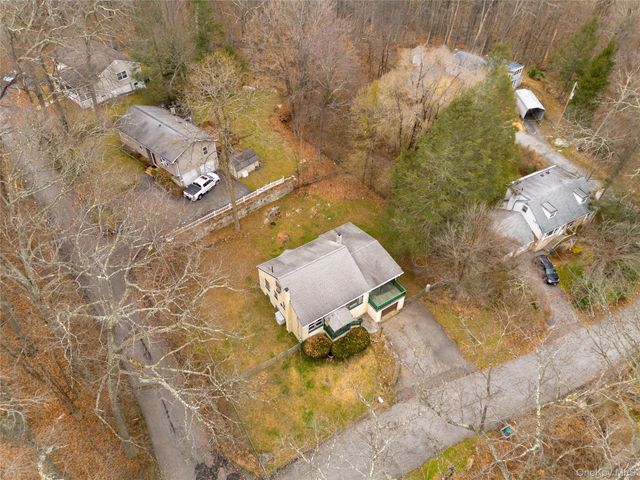 7 Venice Road, Patterson, NY 12563