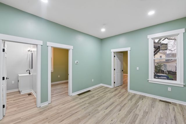 139 5th Avenue, Dayton, KY 41074