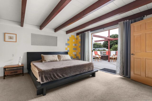 541 Tarento Dr, San Diego, CA 92106