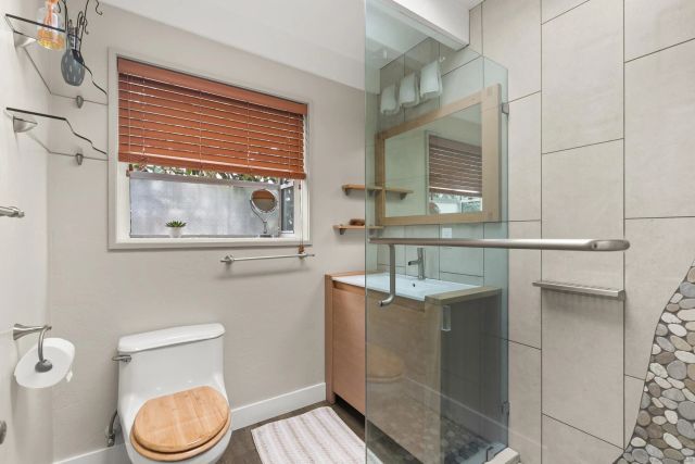 541 Tarento Dr, San Diego, CA 92106