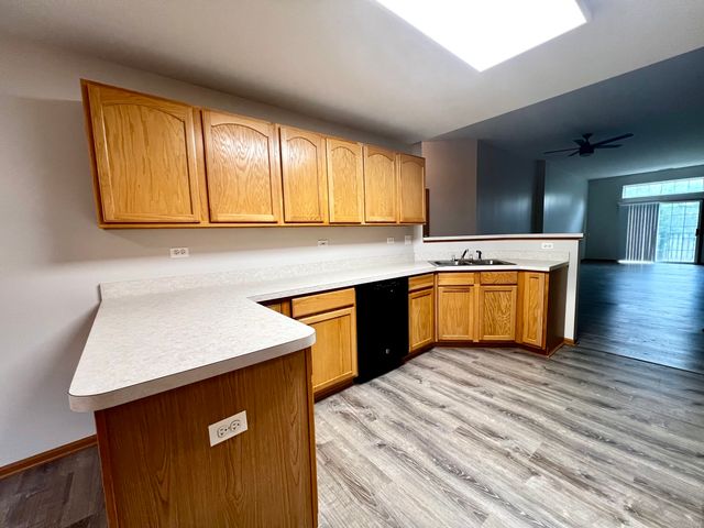 2405 Wilton Lane 2405, Aurora, IL 60502