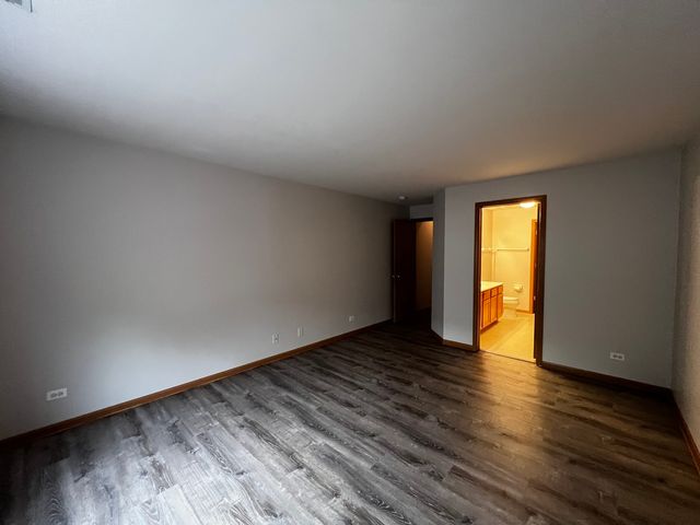 2405 Wilton Lane 2405, Aurora, IL 60502