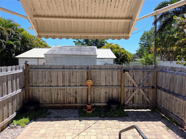 5616 27TH AVENUE S 5616, Gulfport, FL 33707