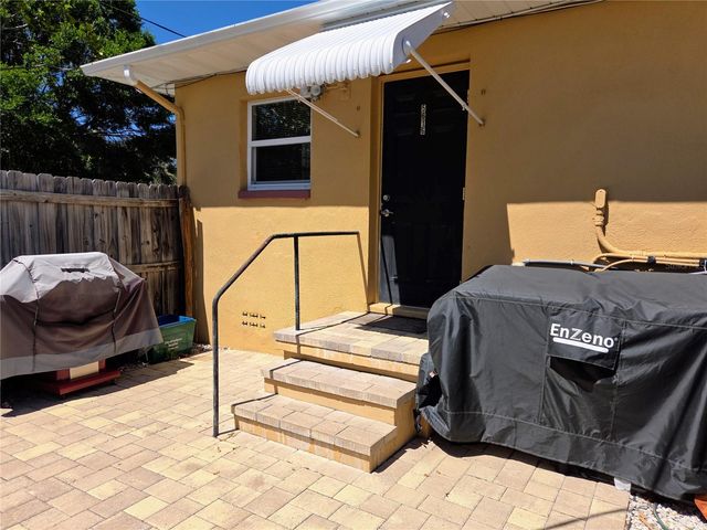 5616 27TH AVENUE S 5616, Gulfport, FL 33707