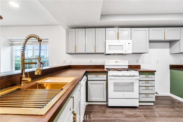 501 Stone Harbor Circle, La Habra, CA 90631