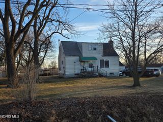 5501 Ayers Road, Walbridge, OH 43465