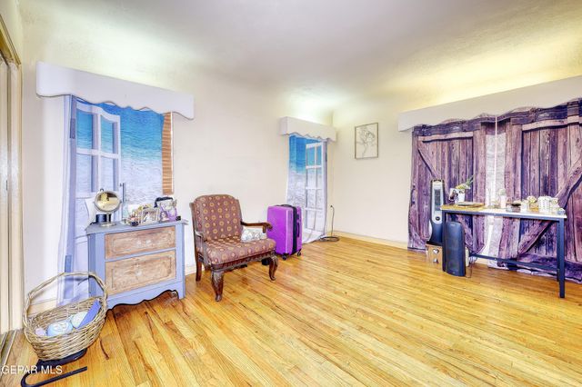 1629 SAINT JOHNS Drive, El Paso, TX 79903
