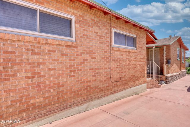 1629 SAINT JOHNS Drive, El Paso, TX 79903