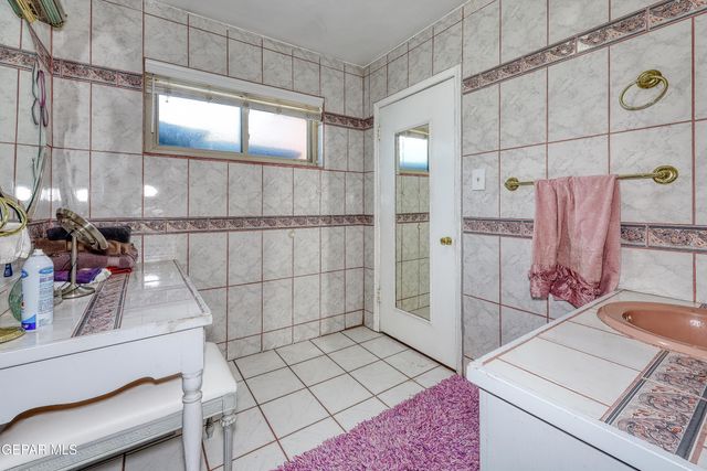 1629 SAINT JOHNS Drive, El Paso, TX 79903