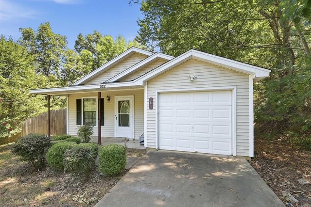 222 Valley View Drive, North Little Rock, AR 72118