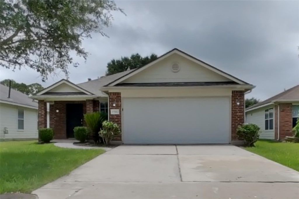 17202 Atascocita Bend Drive, Humble, TX 77396