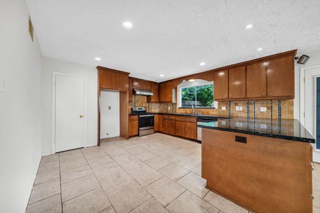 3626 Fiddlers Green Drive, Houston, TX 77082