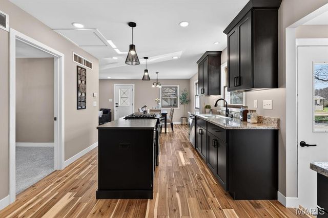 2707 E Main Street, Belleville, IL 62221