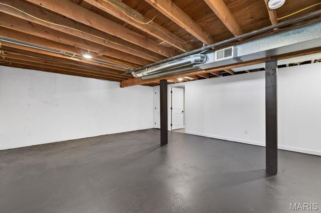 2707 E Main Street, Belleville, IL 62221