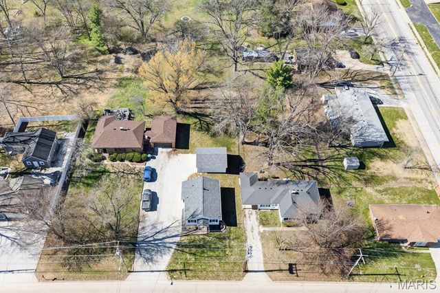 2707 E Main Street, Belleville, IL 62221