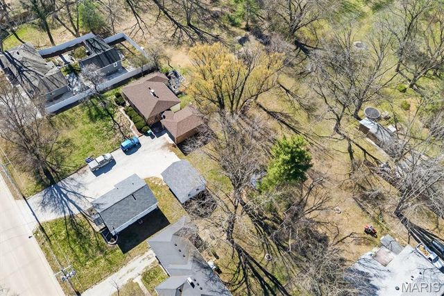 2707 E Main Street, Belleville, IL 62221