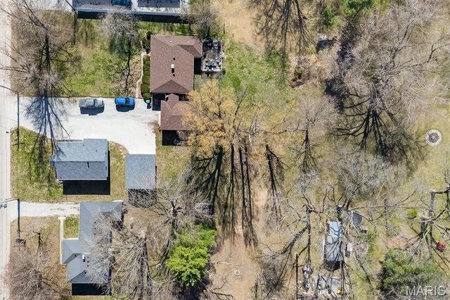 2707 E Main Street, Belleville, IL 62221