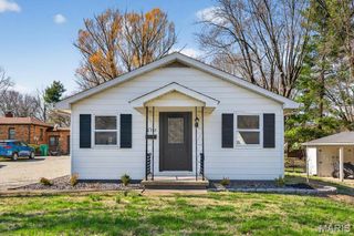 2707 E Main Street, Belleville, IL 62221