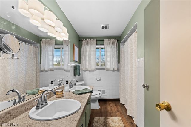 2436 W Alexander Manor, Steubenville, OH 43952