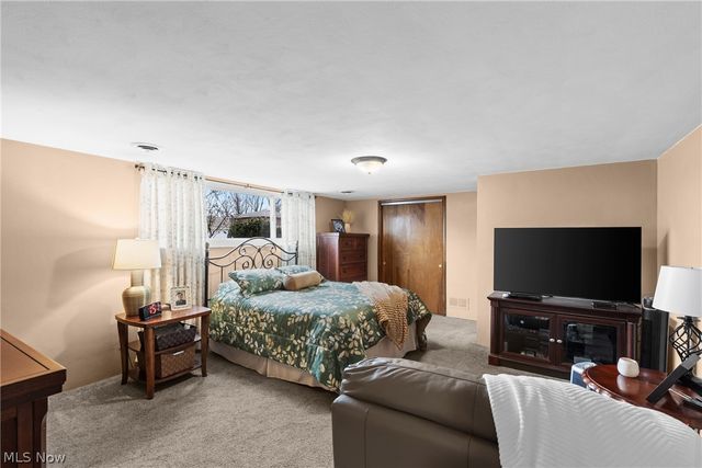 2436 W Alexander Manor, Steubenville, OH 43952