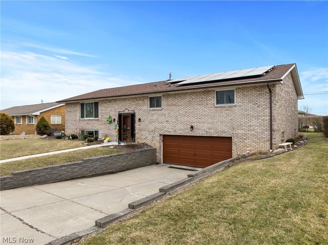 2436 W Alexander Manor, Steubenville, OH 43952