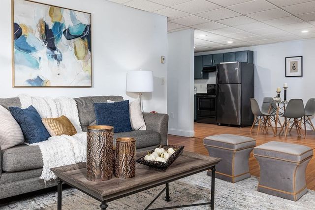 111 Foster Unit 416, Peabody, MA 01960